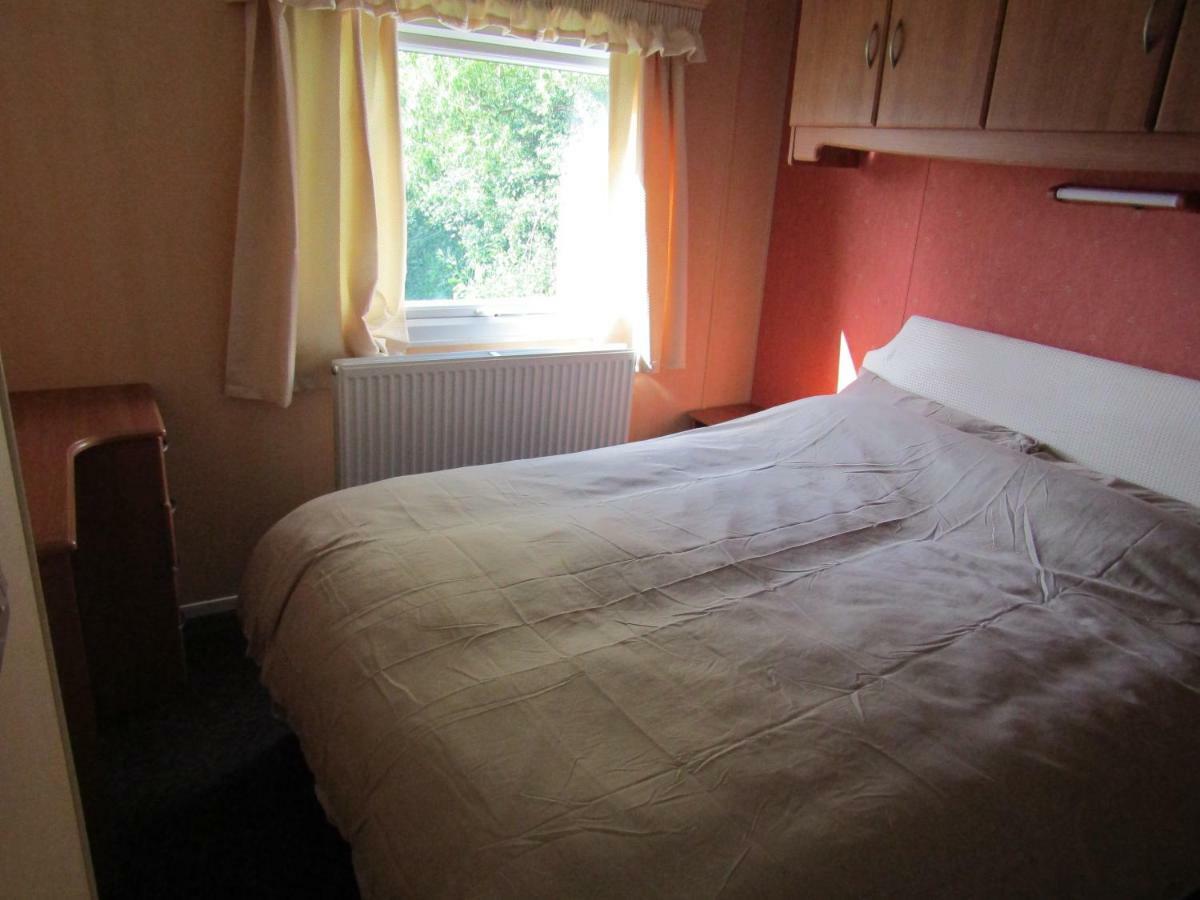 Fenlake Holiday Accommodation Metheringham エクステリア 写真