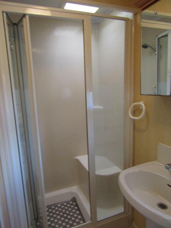 Fenlake Holiday Accommodation Metheringham エクステリア 写真